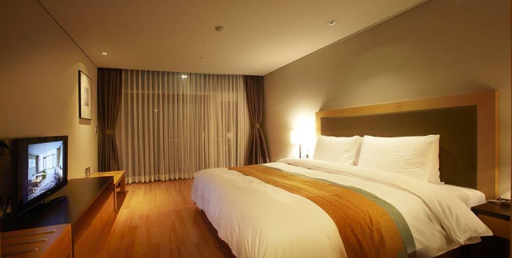 Hidden Bay Hotel ยอซู ภายนอก รูปภาพ