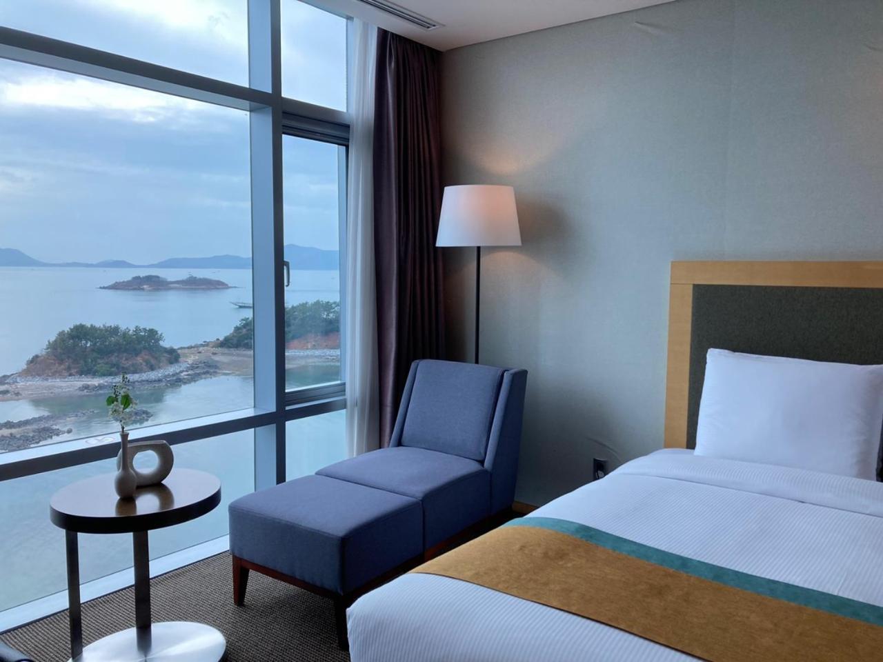 Hidden Bay Hotel ยอซู ภายนอก รูปภาพ
