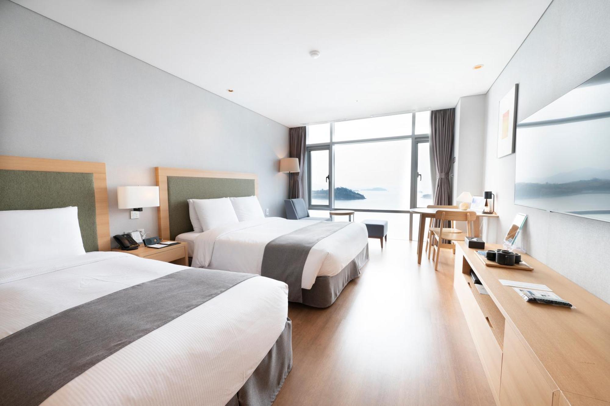 Hidden Bay Hotel ยอซู ภายนอก รูปภาพ