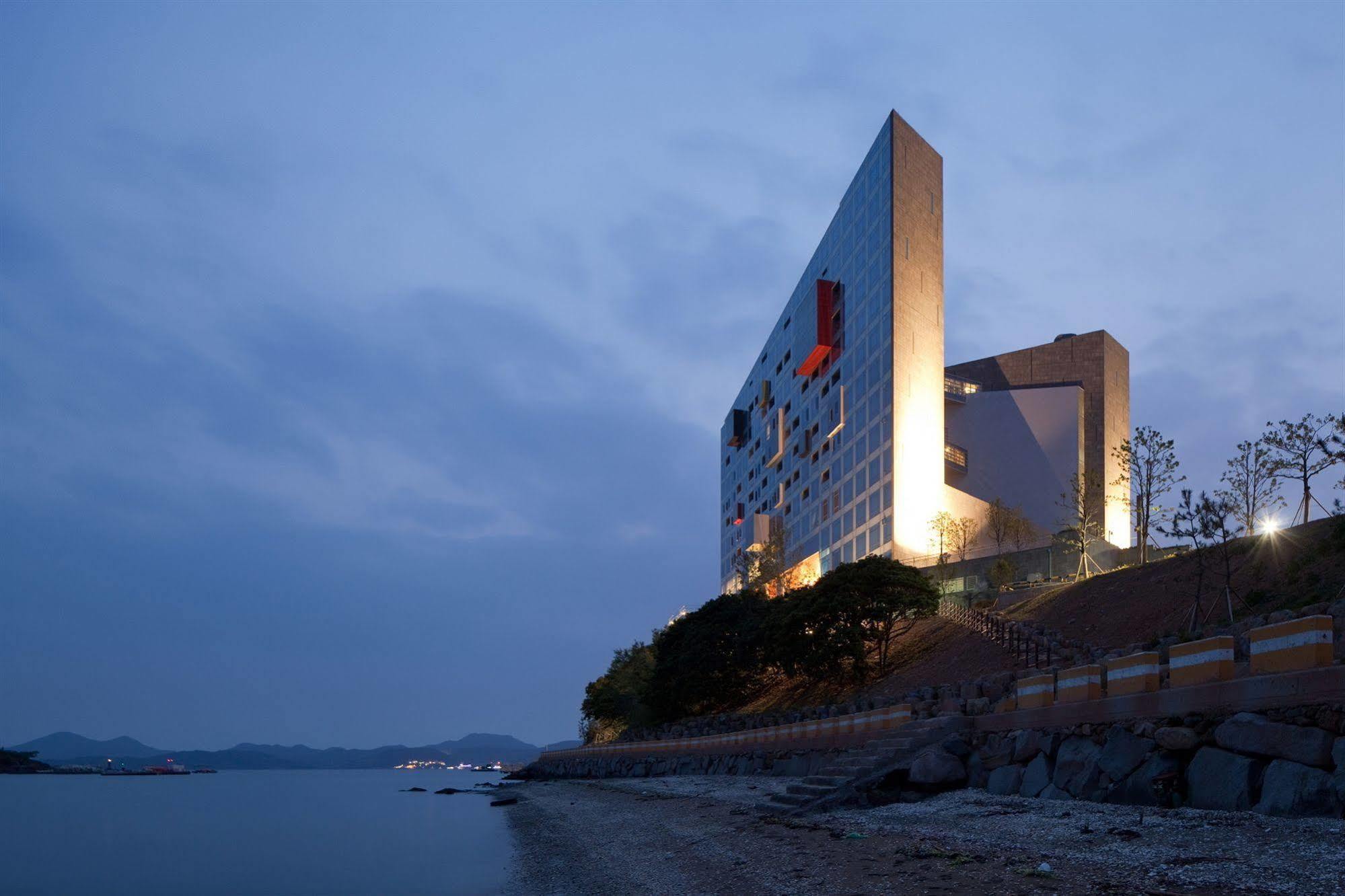 Hidden Bay Hotel ยอซู ภายนอก รูปภาพ